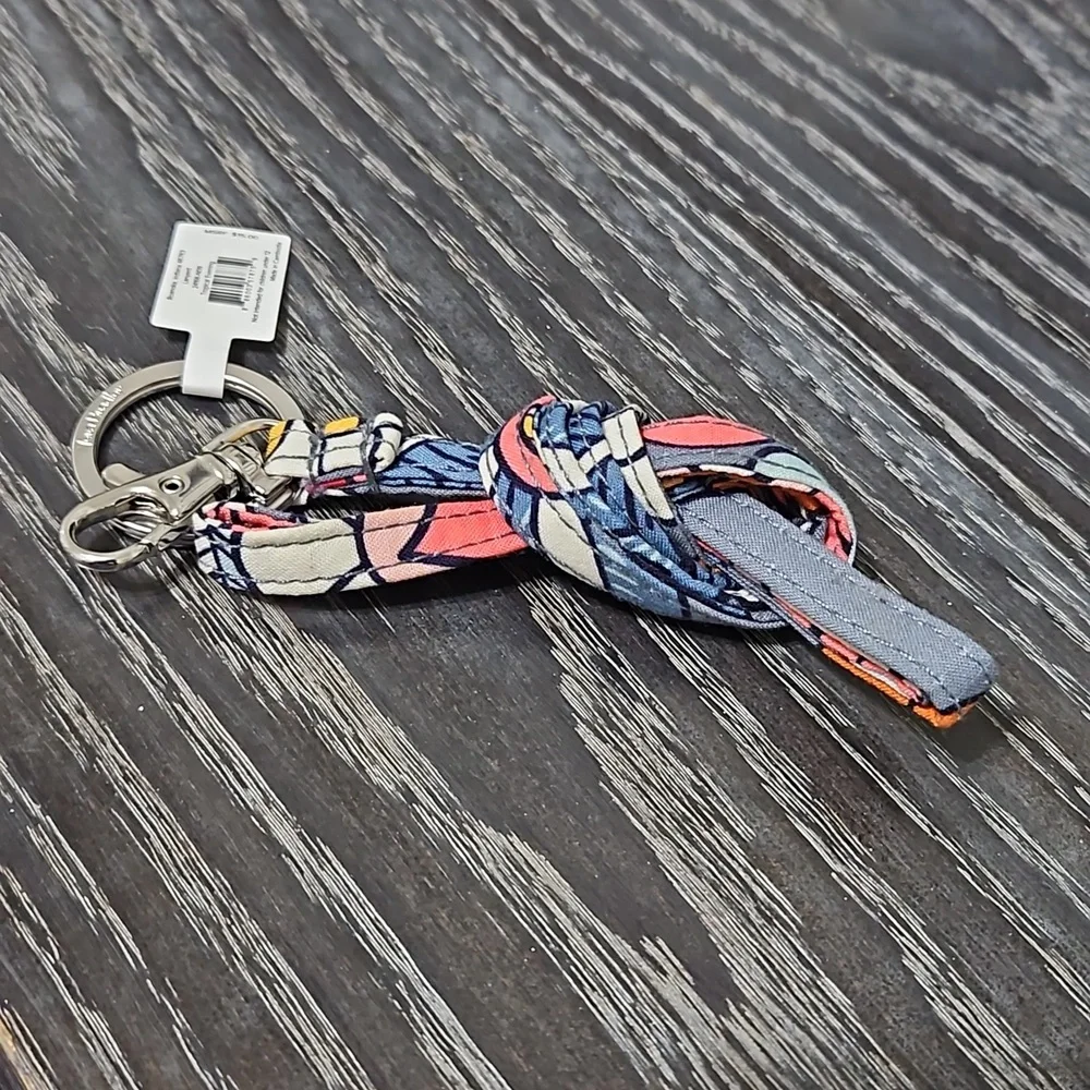 Ver Bradley lanyard